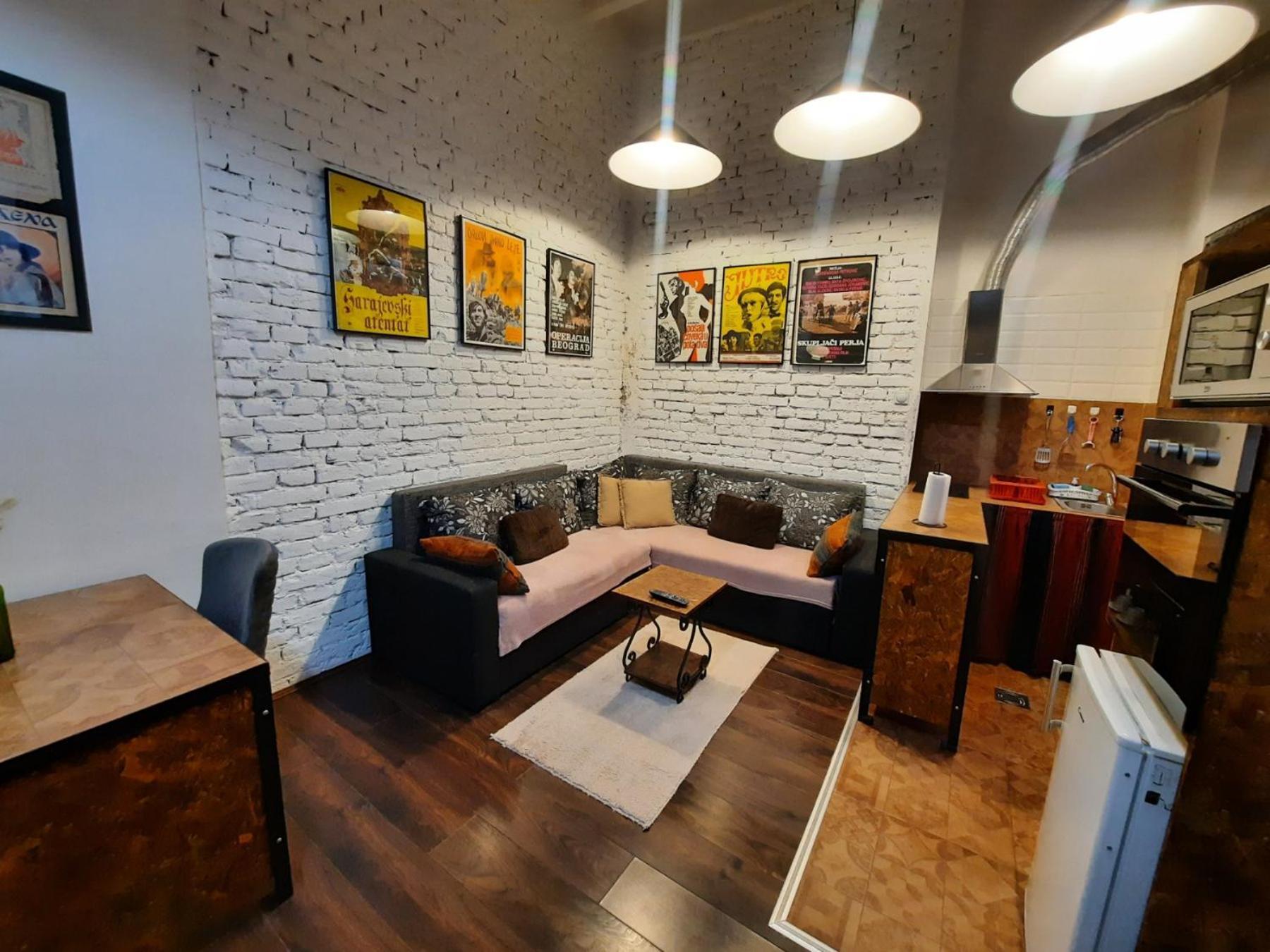Authentic Belgrade Centre - Split Level Loft With Patio In Courtyard Apartman Kültér fotó